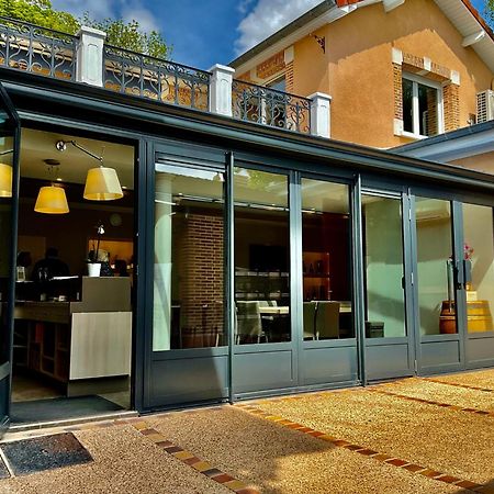 Les Loges Du Theatre Degustation Champagne Offerte Jacuzzi Sauna Jeux Velos Maison Prive 150M2 Historique 14Pers Max Emplacement Exceptionnel Et Chic, 200M De L'Avenue De Champagne, Gare, Musee, Jardins, Restaurations, Toutes Commodites Épernay Kültér fotó