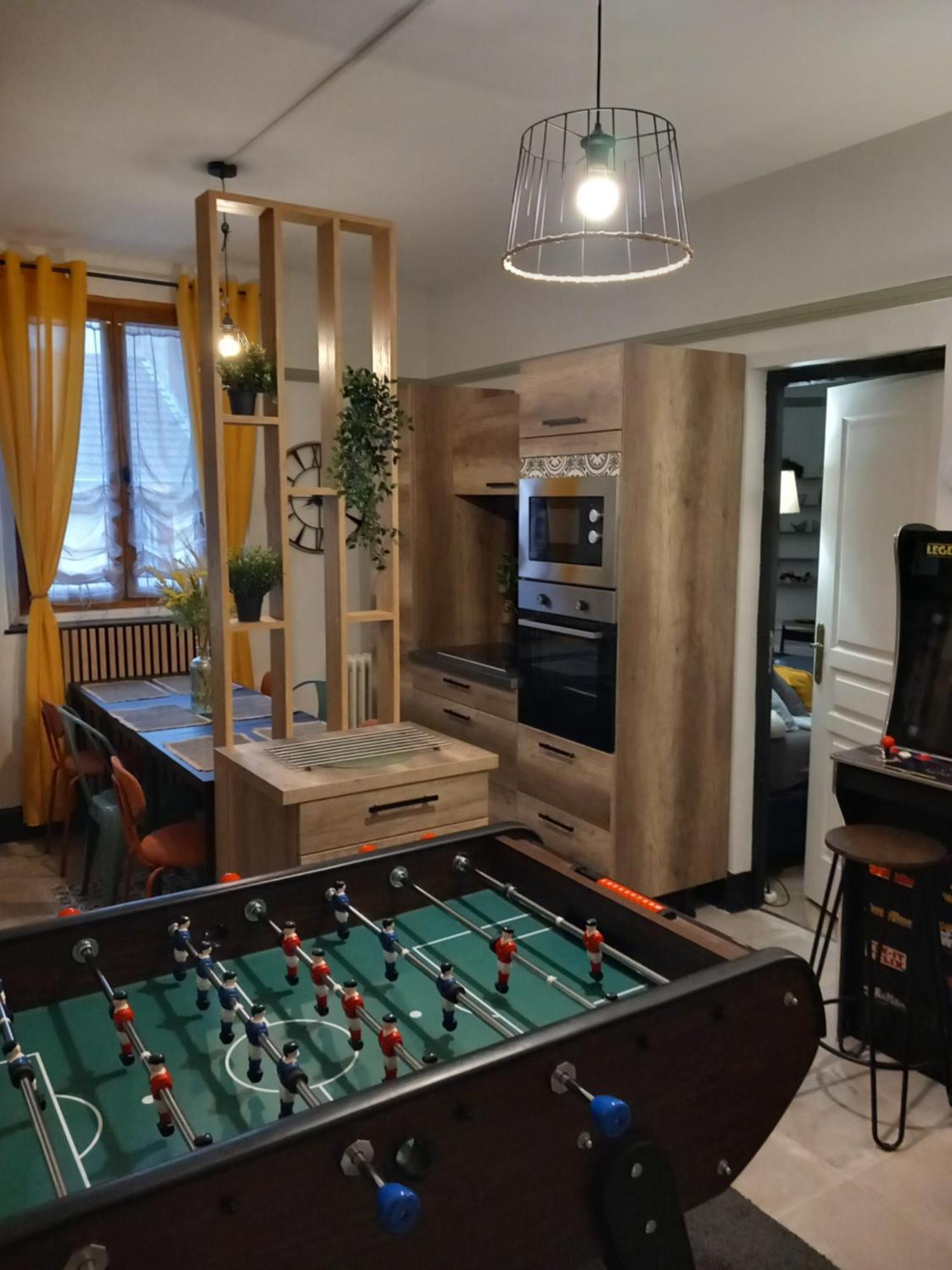 Les Loges Du Theatre Degustation Champagne Offerte Jacuzzi Sauna Jeux Velos Maison Prive 150M2 Historique 14Pers Max Emplacement Exceptionnel Et Chic, 200M De L'Avenue De Champagne, Gare, Musee, Jardins, Restaurations, Toutes Commodites Épernay Kültér fotó